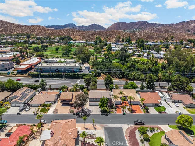 30833 Burning Tree Drive, Canyon Lake, California 92587