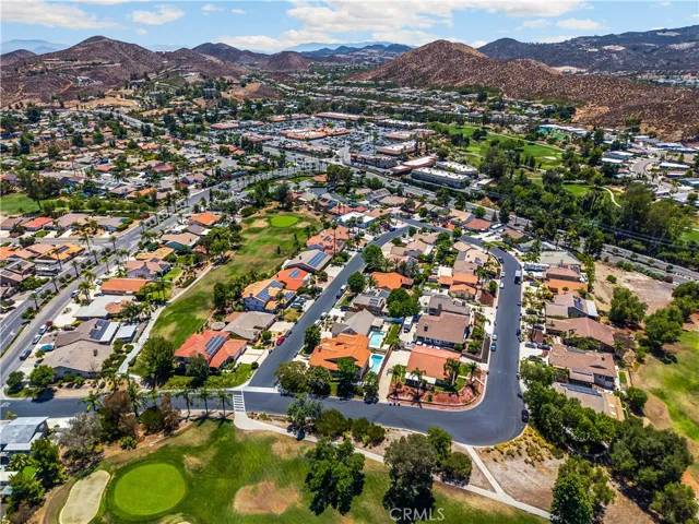 30833 Burning Tree Drive, Canyon Lake, California 92587