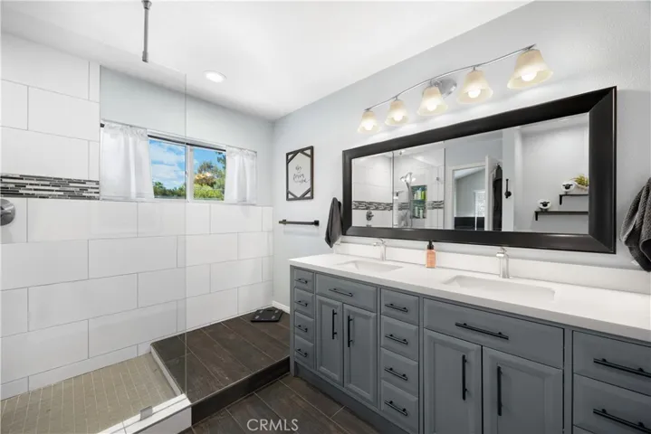 30833 Burning Tree Drive, Canyon Lake, California 92587