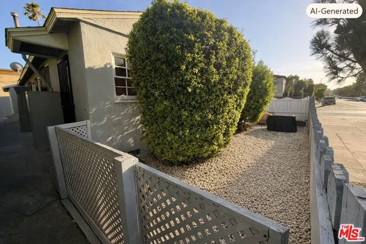 404 Venice Way, Los Angeles, California 90291