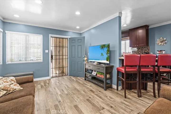 407 E Sunset, Long Beach, California 90805