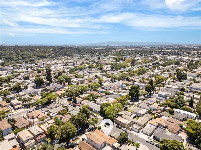 407 E Sunset, Long Beach, California 90805