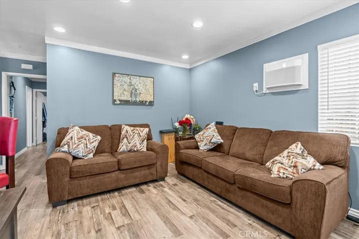 407 E Sunset, Long Beach, California 90805