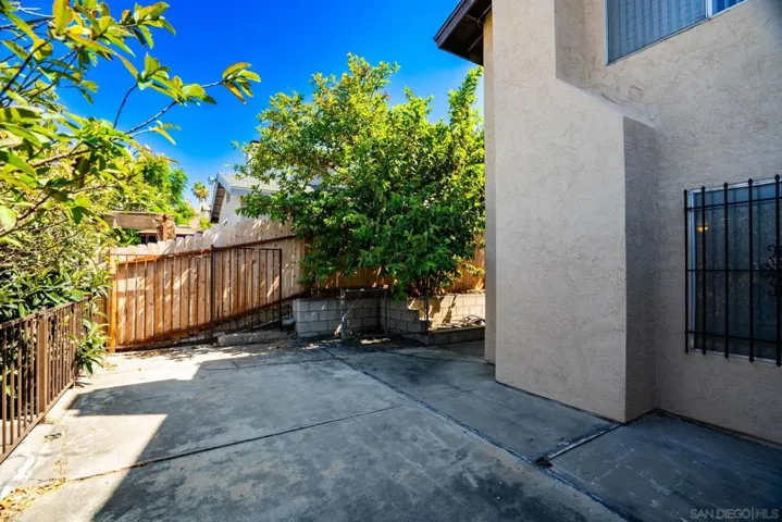 3050 Redford, San Diego, California 92139