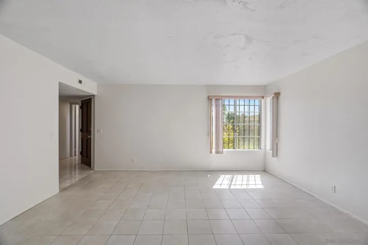 3050 Redford, San Diego, California 92139