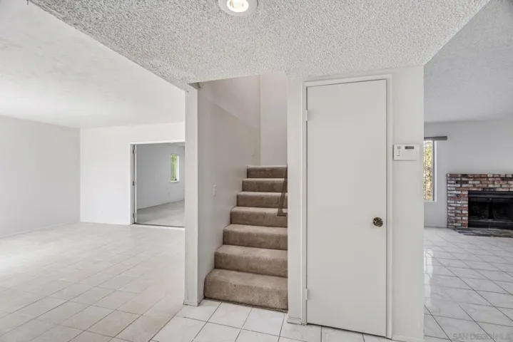 3050 Redford, San Diego, California 92139