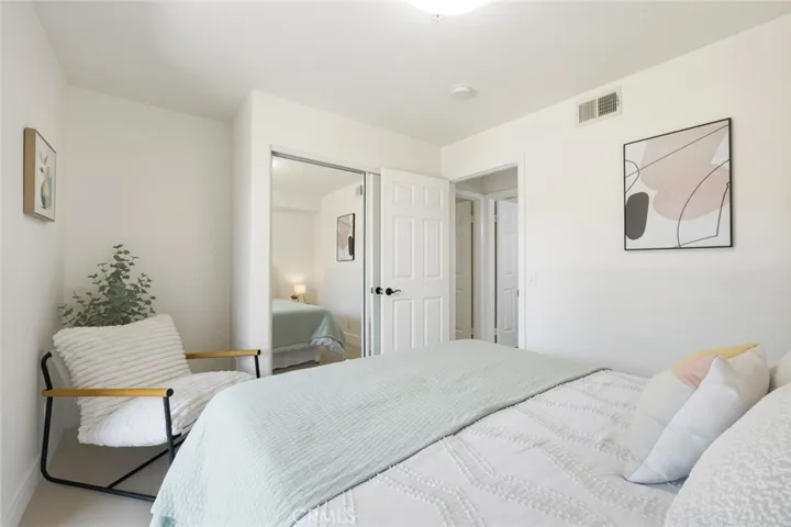 64 N Mar Vista Avenue, Pasadena, California 91106