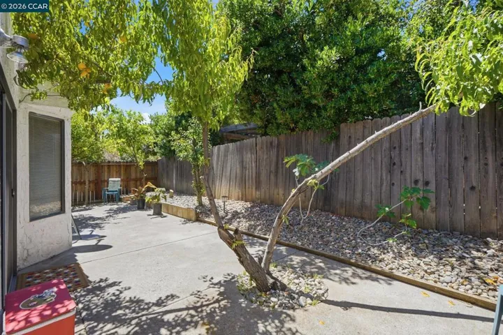 1032 Burnham Dr, Pittsburg, California 94565