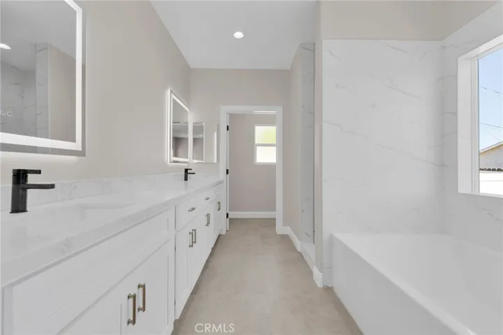 15991 Tao Road, Apple Valley, California 92307