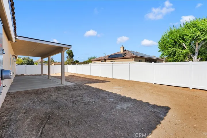15991 Tao Road, Apple Valley, California 92307