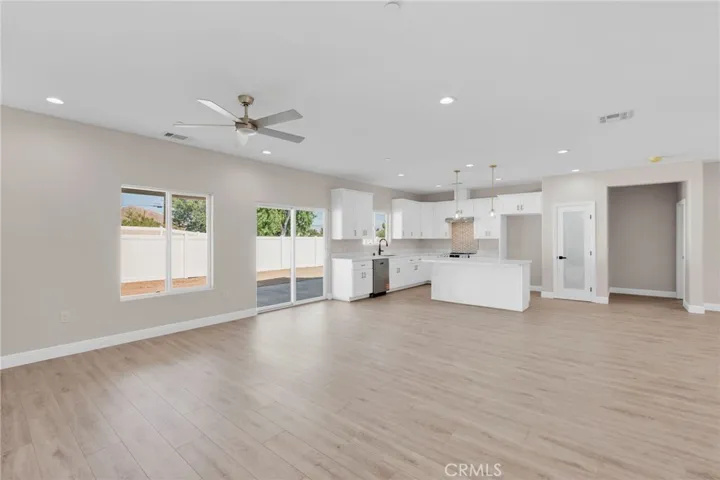 15991 Tao Road, Apple Valley, California 92307
