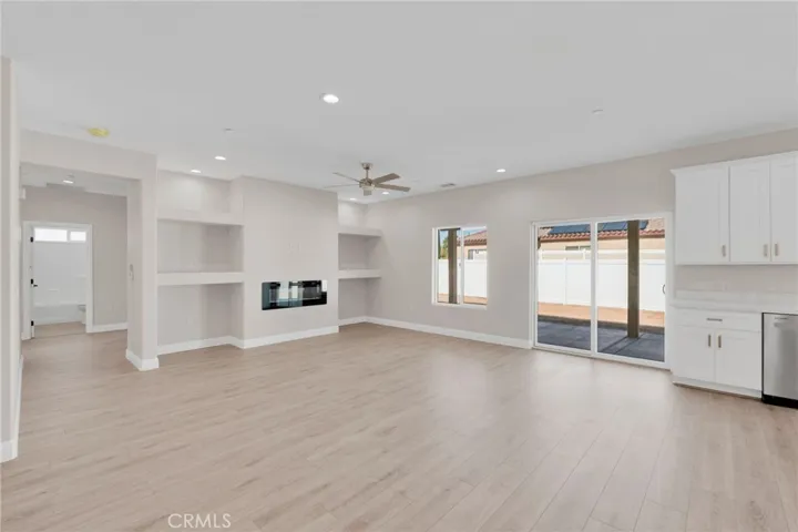 15991 Tao Road, Apple Valley, California 92307