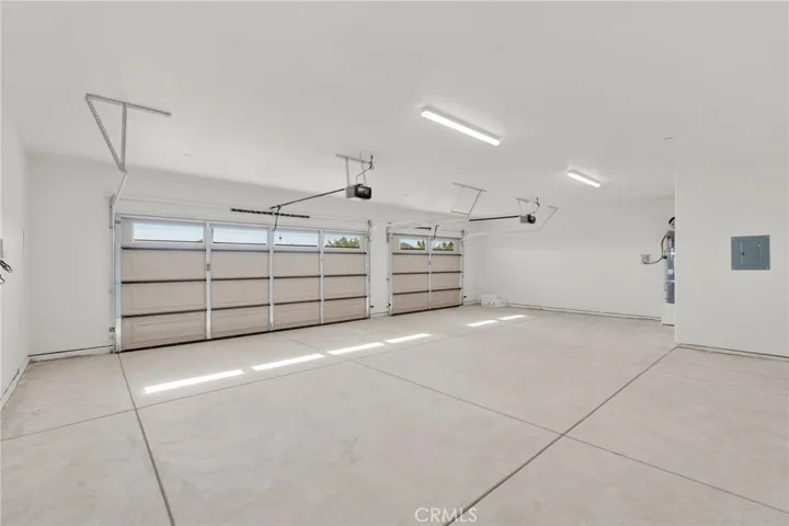 15991 Tao Road, Apple Valley, California 92307