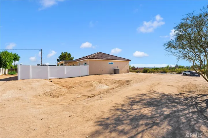 15991 Tao Road, Apple Valley, California 92307