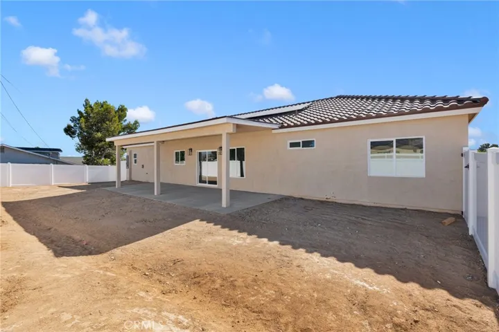 15991 Tao Road, Apple Valley, California 92307
