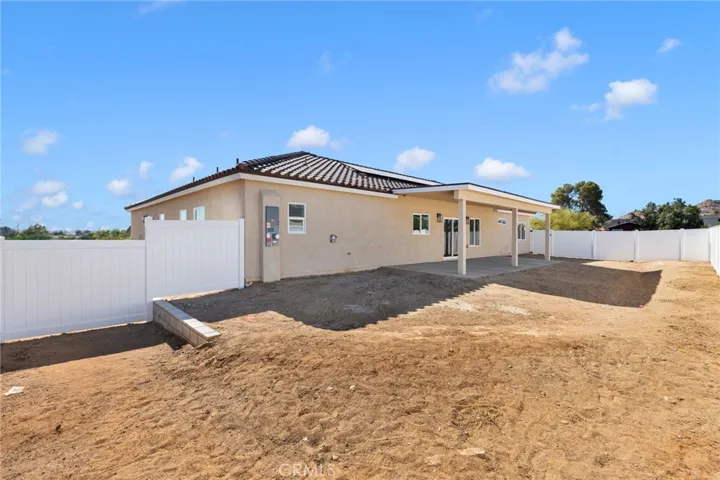 15991 Tao Road, Apple Valley, California 92307