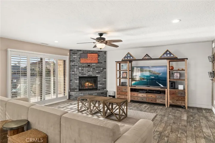 13520 Sea Gull Drive, Victorville, California 92395