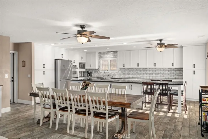 13520 Sea Gull Drive, Victorville, California 92395