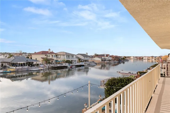 13520 Sea Gull Drive, Victorville, California 92395
