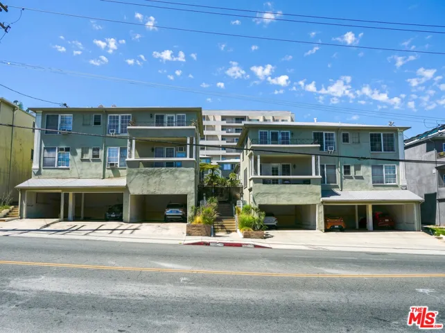 8551 Holloway Drive, West Hollywood, California 90069