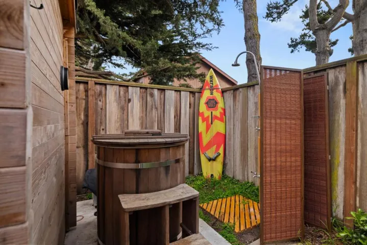 412 Lee Avenue, Half Moon Bay, California 94019