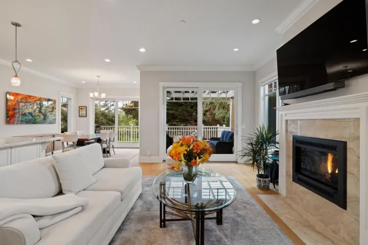 412 Lee Avenue, Half Moon Bay, California 94019