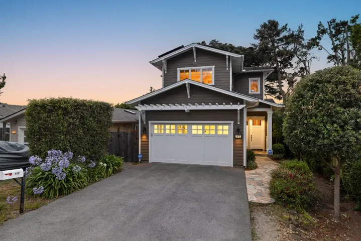 412 Lee Avenue, Half Moon Bay, California 94019
