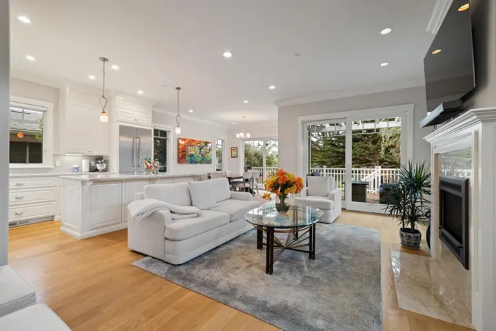412 Lee Avenue, Half Moon Bay, California 94019