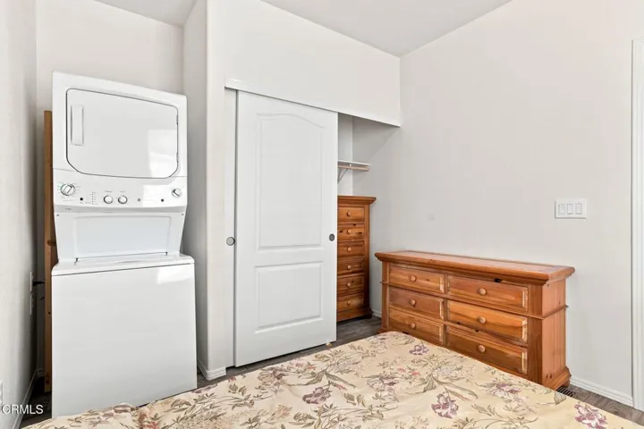 Stackable washer dryer
