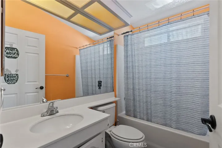 36200 Paradise Ranch 1, Castaic, California 91384