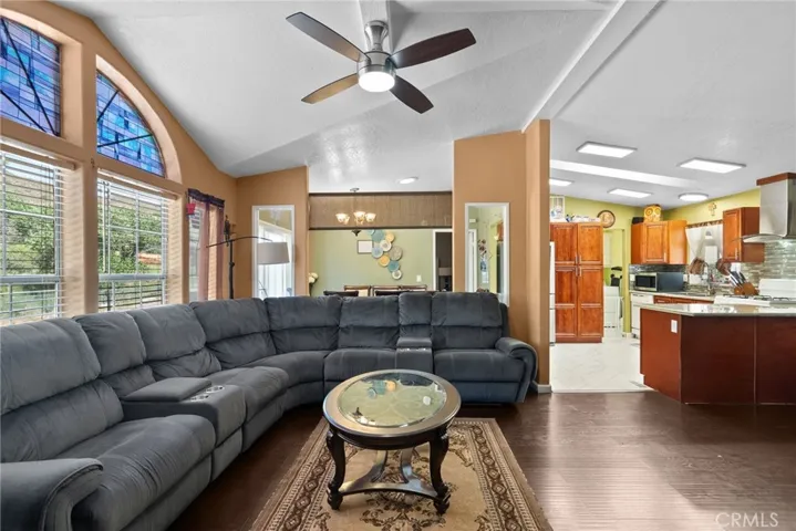 36200 Paradise Ranch 1, Castaic, California 91384