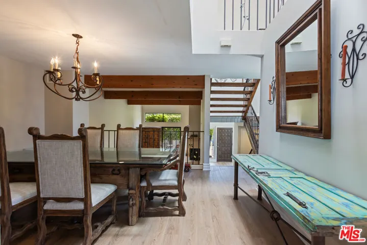 1541 Palisades Drive, Pacific Palisades, California 90272