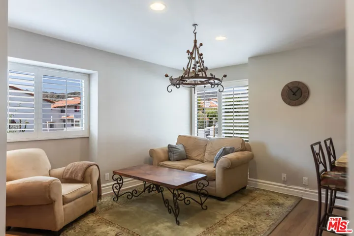 1541 Palisades Drive, Pacific Palisades, California 90272