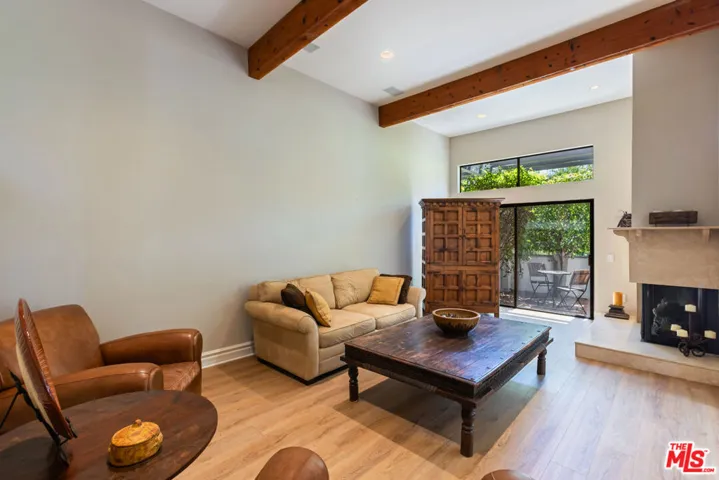 1541 Palisades Drive, Pacific Palisades, California 90272