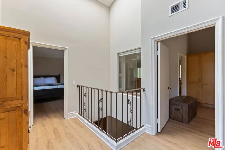 1541 Palisades Drive, Pacific Palisades, California 90272