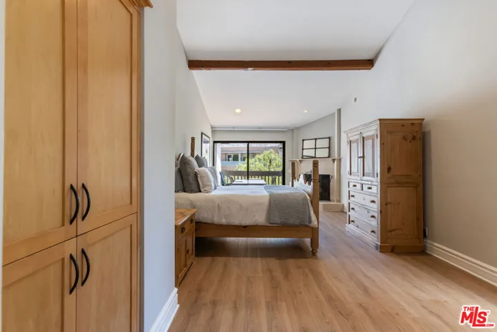 1541 Palisades Drive, Pacific Palisades, California 90272