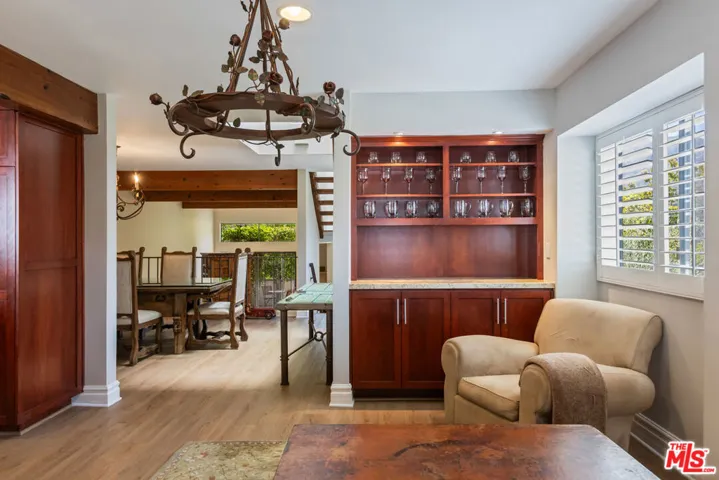 1541 Palisades Drive, Pacific Palisades, California 90272