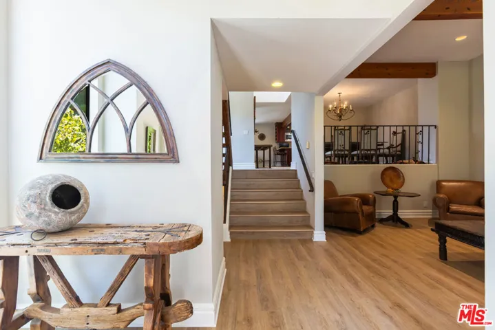 1541 Palisades Drive, Pacific Palisades, California 90272