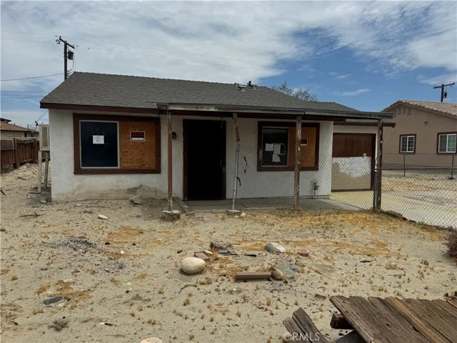 30200 Arbol Real, Thousand Palms, California 92276