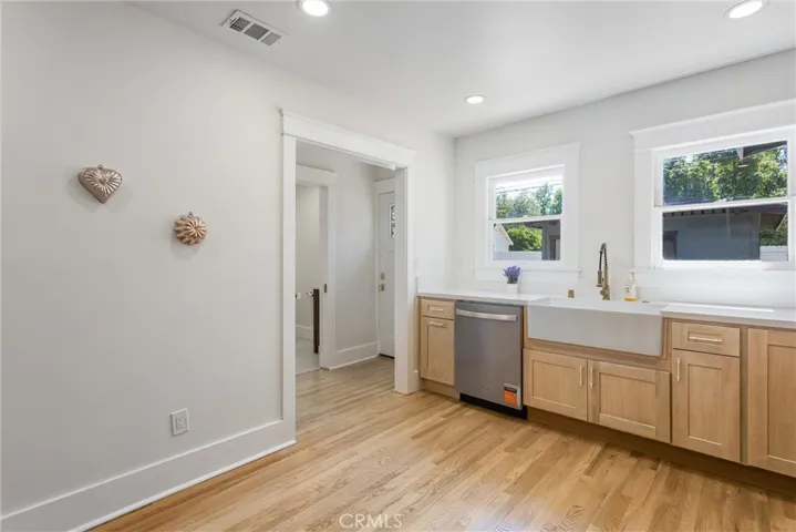 693 N Euclid Avenue, Upland, California 91786