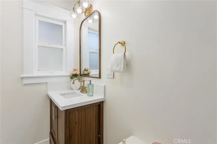 693 N Euclid Avenue, Upland, California 91786