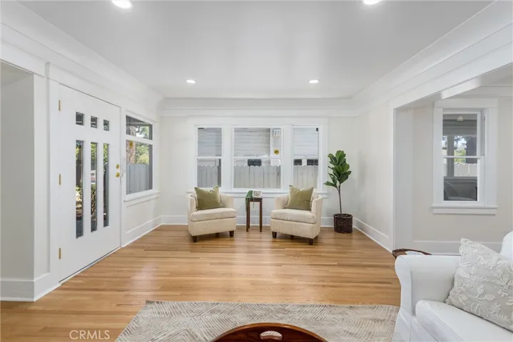 693 N Euclid Avenue, Upland, California 91786