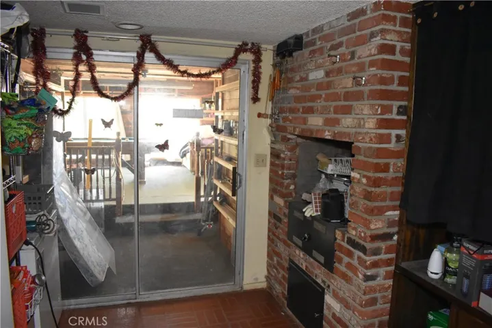 6293 Backus Road, Mojave, California 93501