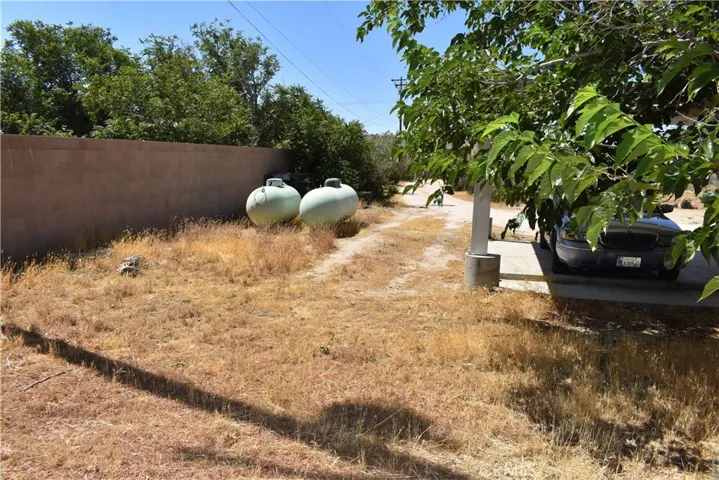 6293 Backus Road, Mojave, California 93501