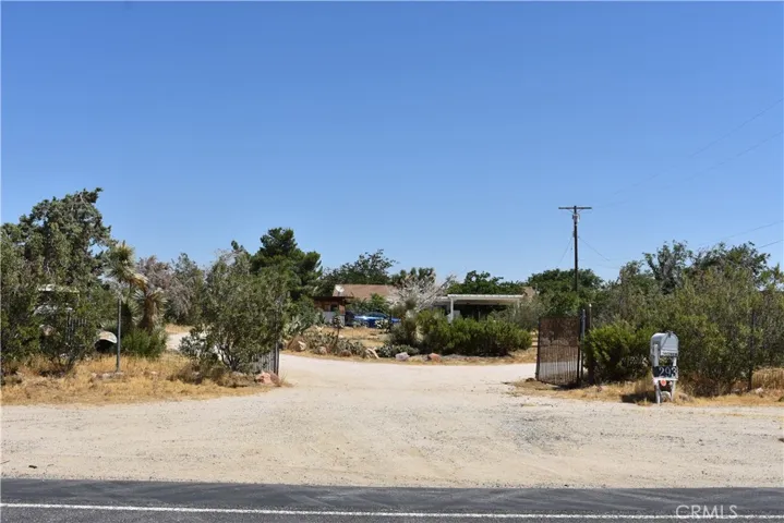 6293 Backus Road, Mojave, California 93501