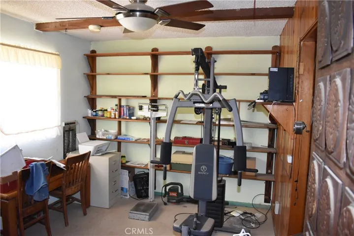 6293 Backus Road, Mojave, California 93501