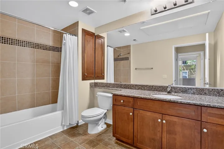 2156 Scholarship, Irvine, California 92612