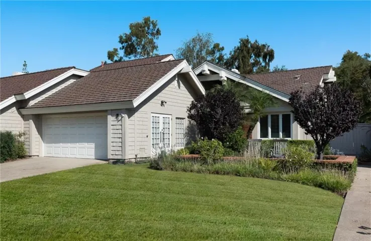 38 Hillgrass, Irvine, California 92603