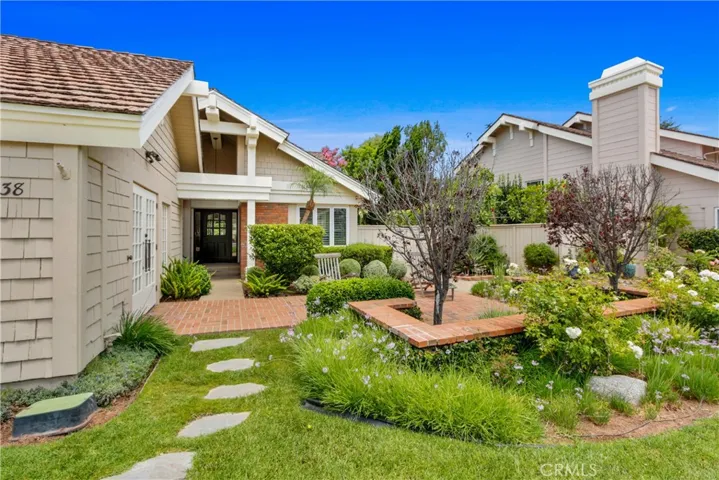 38 Hillgrass, Irvine, California 92603