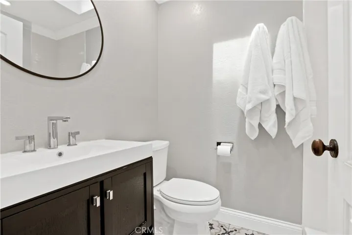 38 Hillgrass, Irvine, California 92603
